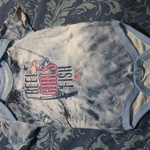 12m Mossy Oak girls creeper onesie